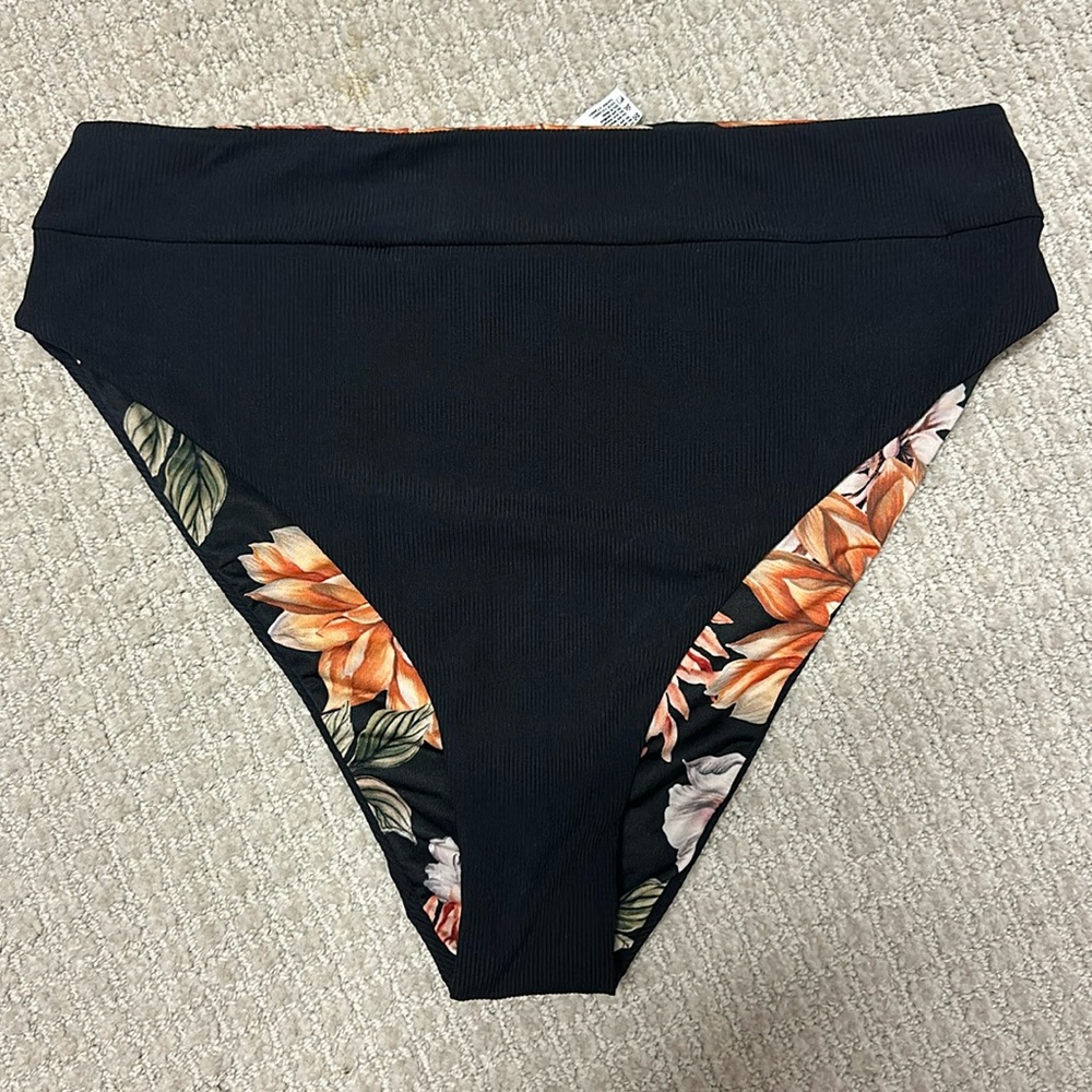 Maaji Suzy Q High Rise Bottom Reversible Sz L